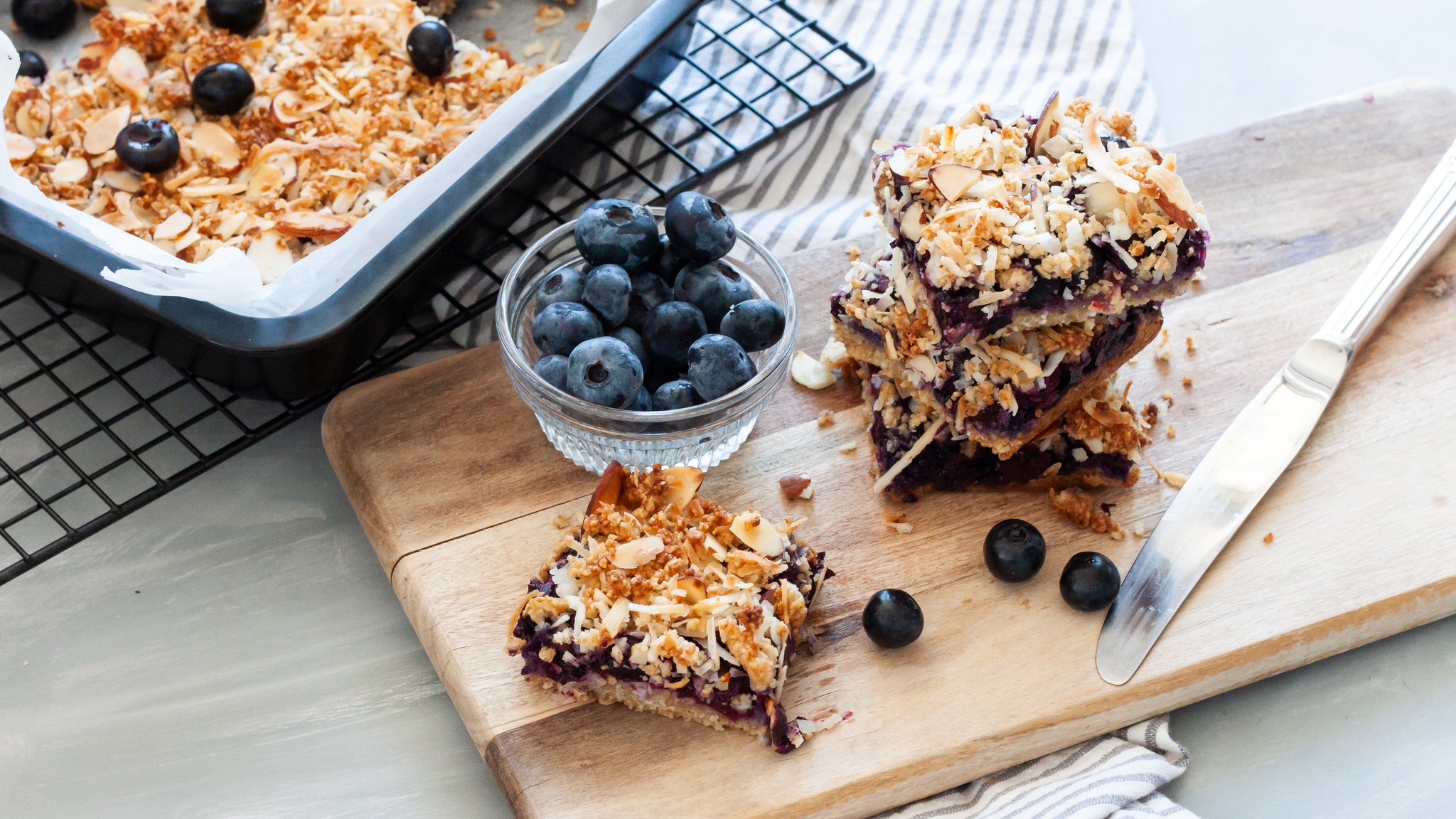 Blueberry Crumble Bars